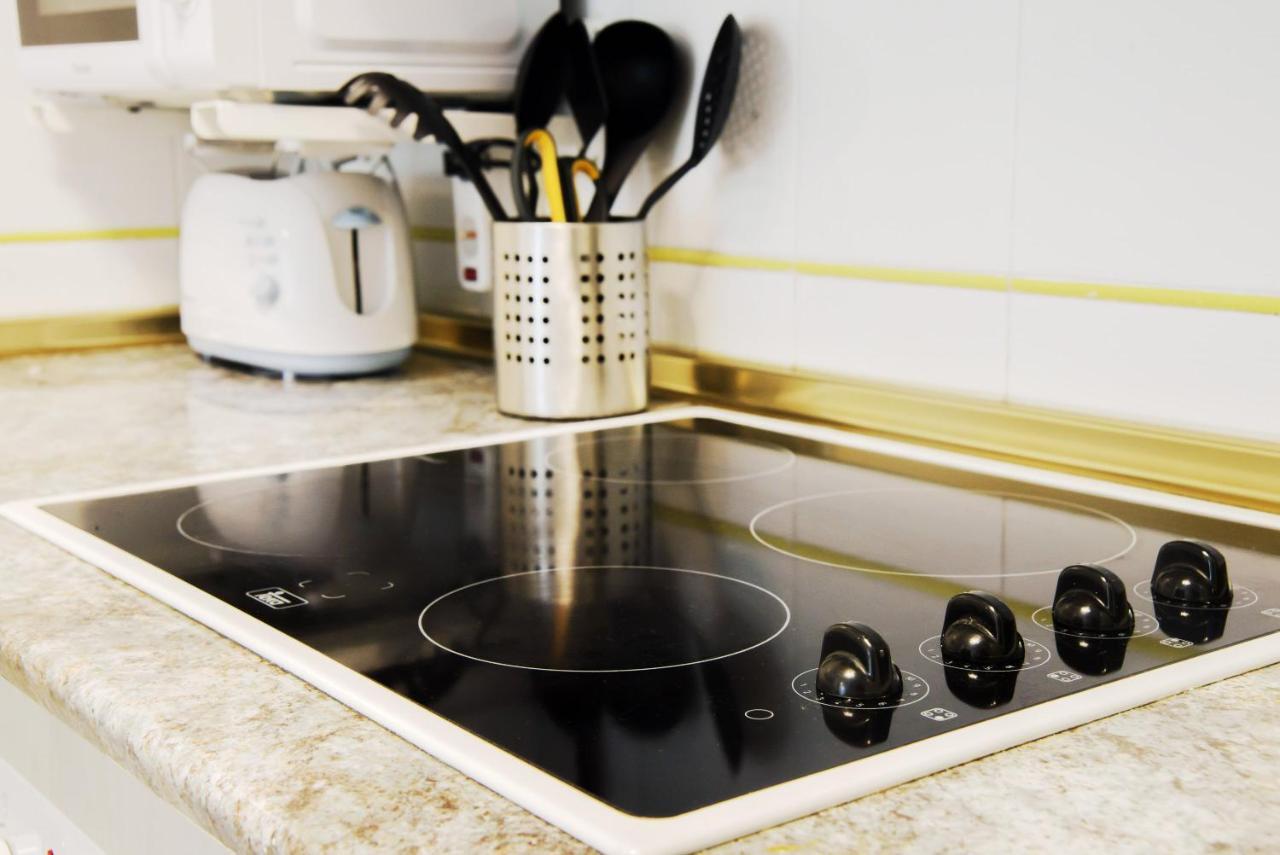 Holiday La Loma Apartment ตอร์เรเวียคา ภายนอก รูปภาพ